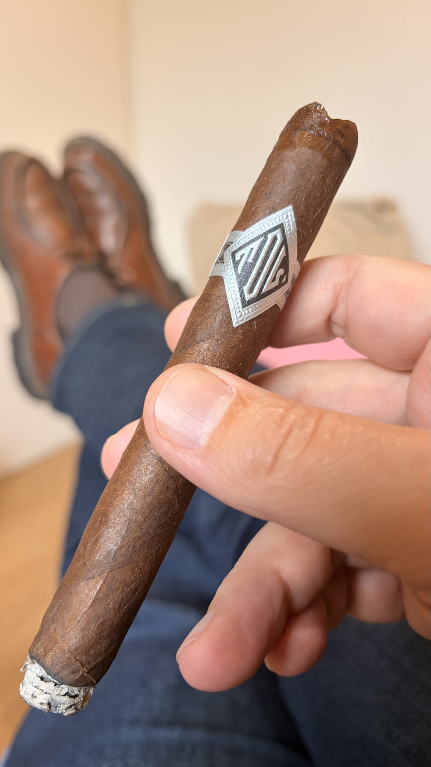 Dunbarton Tobacco & Trust – Todos Las Dias Thick Lonsdale